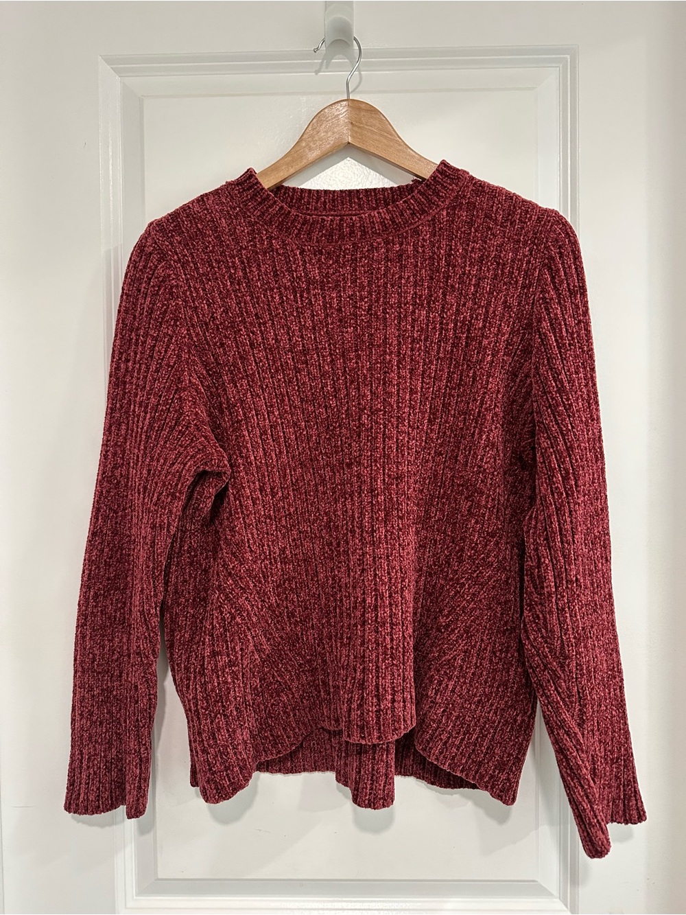 JACHS Girlfriend Women’s Burgundy Chenille Ribbed Crewneck Long Sleeve Sweater